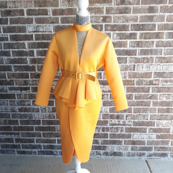 Co Bella Dress Suits - Picture 4 of 6